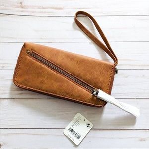 NWT Free People Brown Wristlet Zipper Wallet